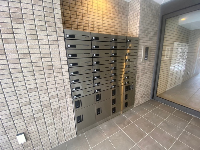 エントランス部分 千葉・岸辺