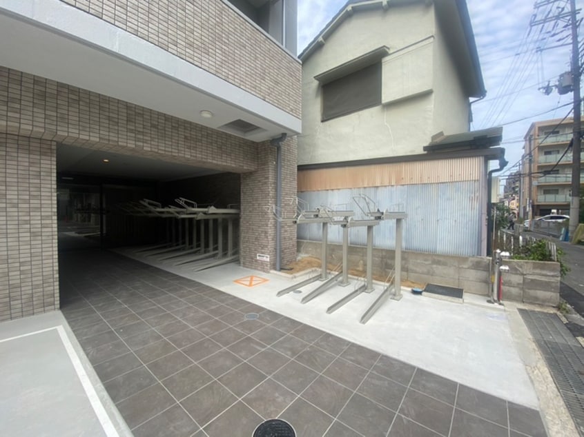 駐輪場 千葉・岸辺