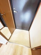 玄関 メッセ－ジ大工大前