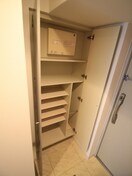 靴箱 グランカーサ梅田北