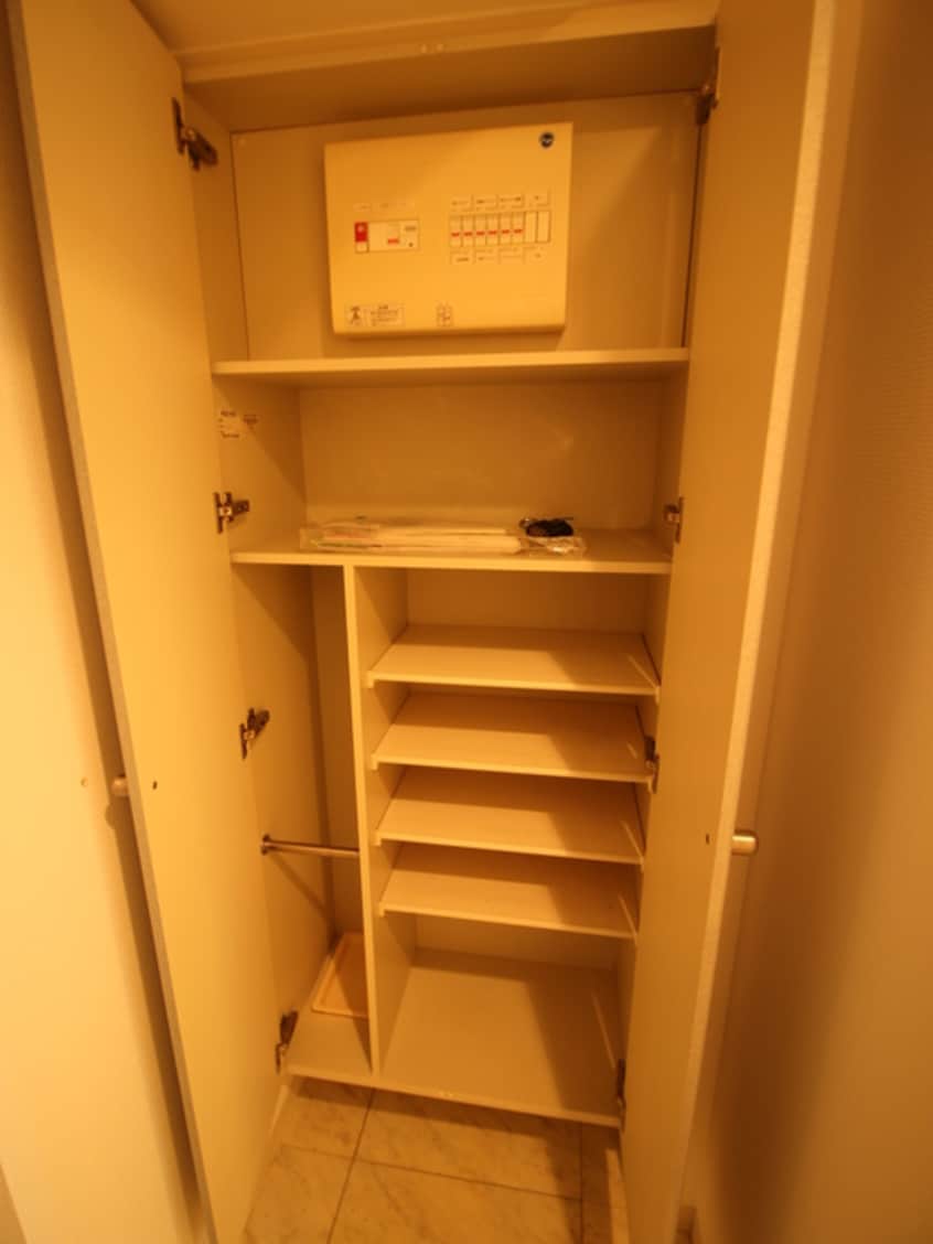 靴箱 グランカーサ梅田北