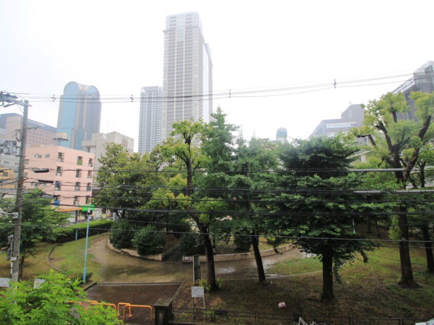 室内からの展望 グランカーサ梅田北
