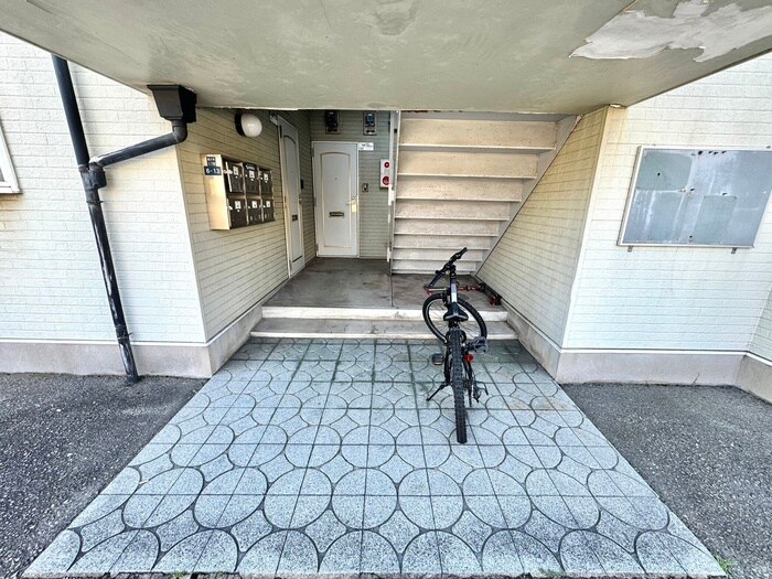 エントランス部分 大中マンション