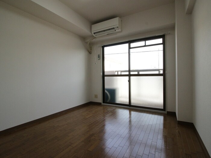 居室 ブリスウエスト明石(203)