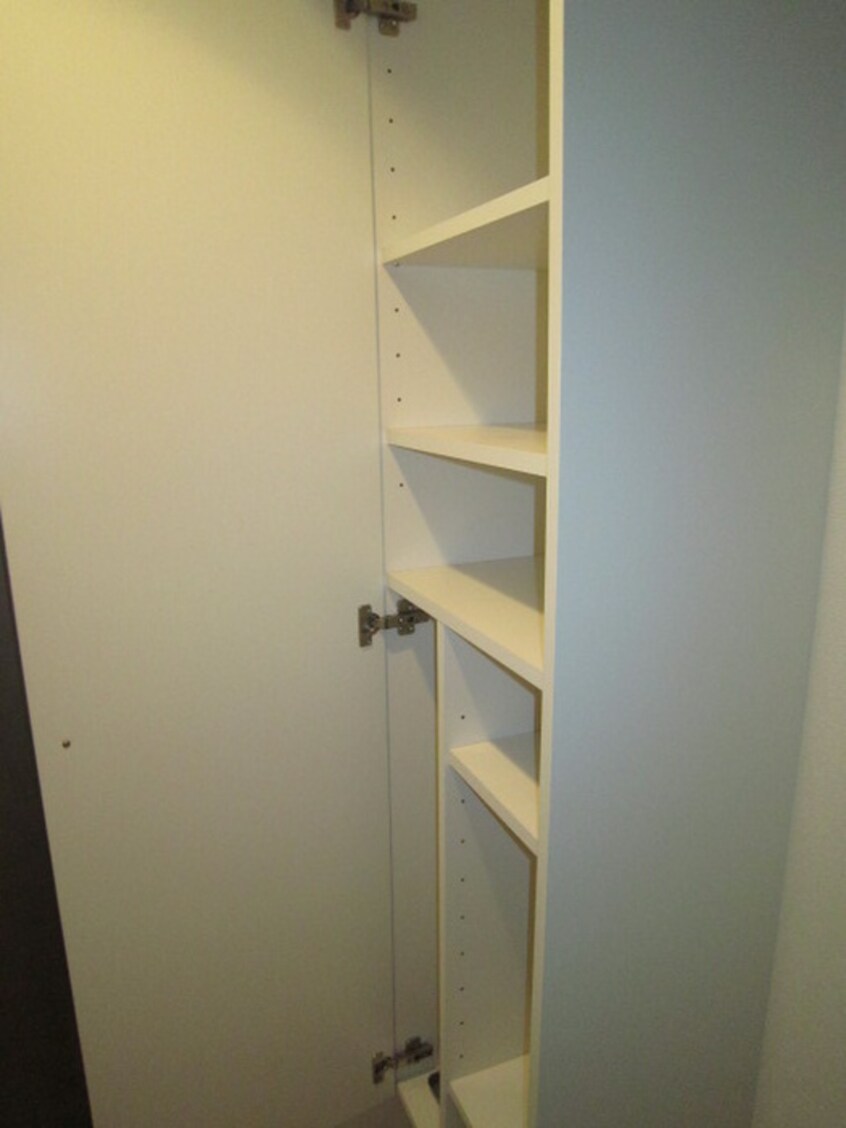 靴箱 レジディア谷町