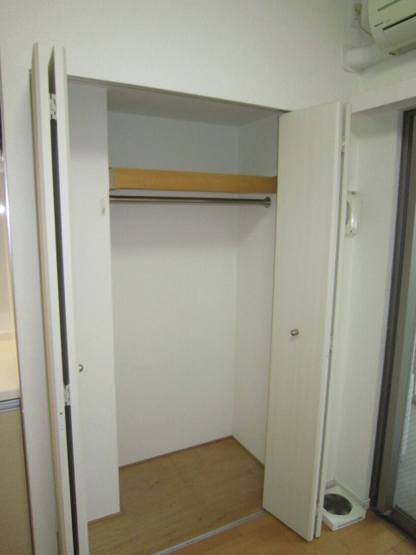 収納 レジディア谷町