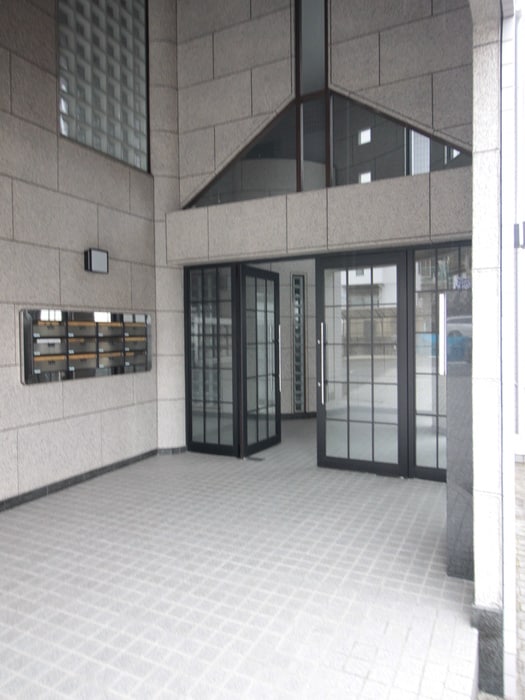 エントランス部分 サンライズ春日丘
