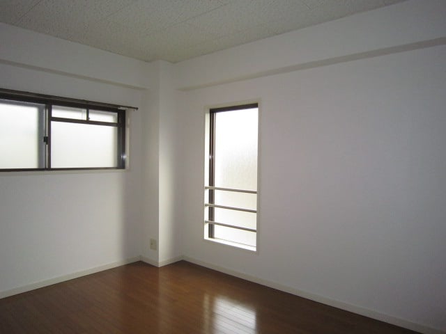 居室 サンライズ春日丘