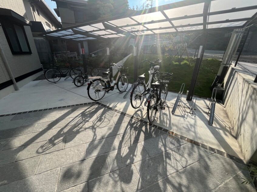 駐輪場 エスペランサ