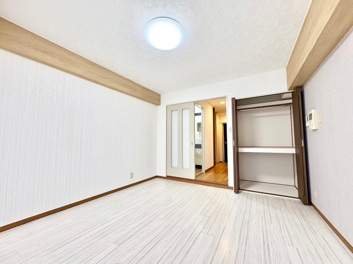 居室 ウエストビラITO