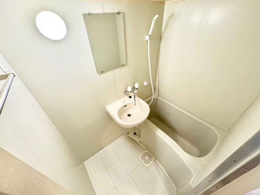 バス／シャワールーム等 ウエストビラITO