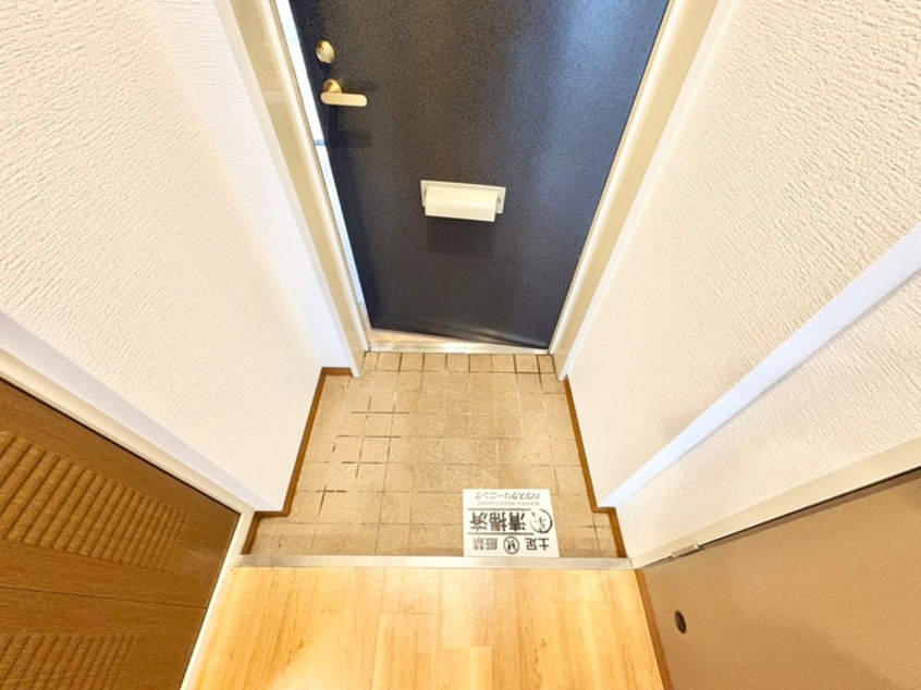 玄関 ウエストビラITO