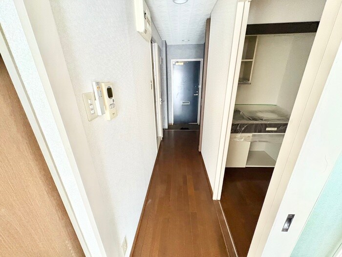 廊下 ウエストビラITO