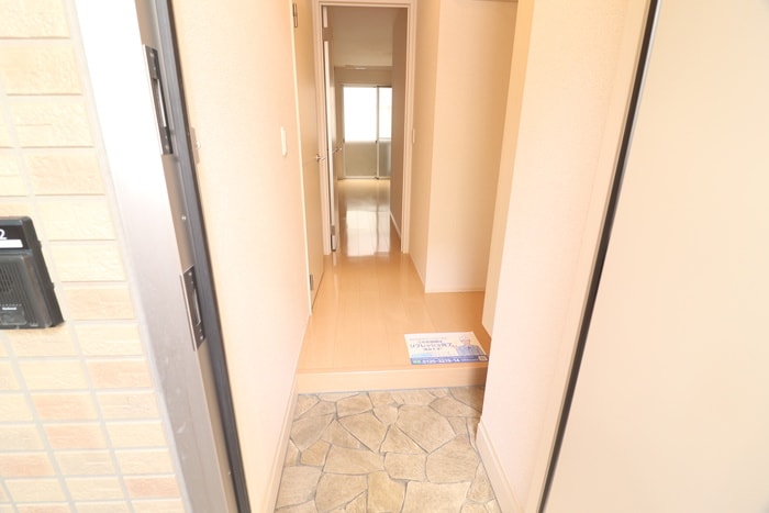 玄関 コ－ト・アッキ－ノ