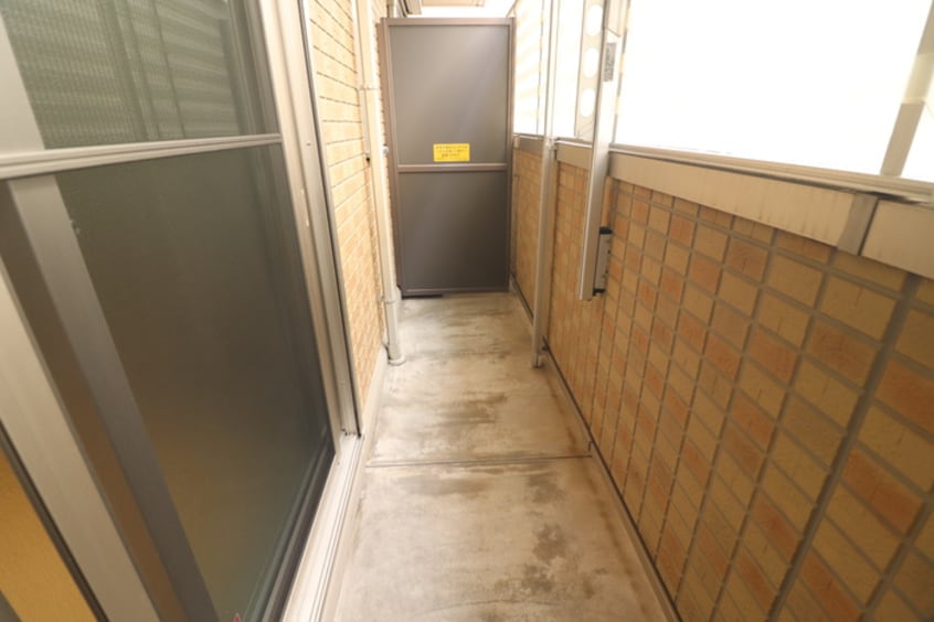 ベランダ・バルコニー コ－ト・アッキ－ノ