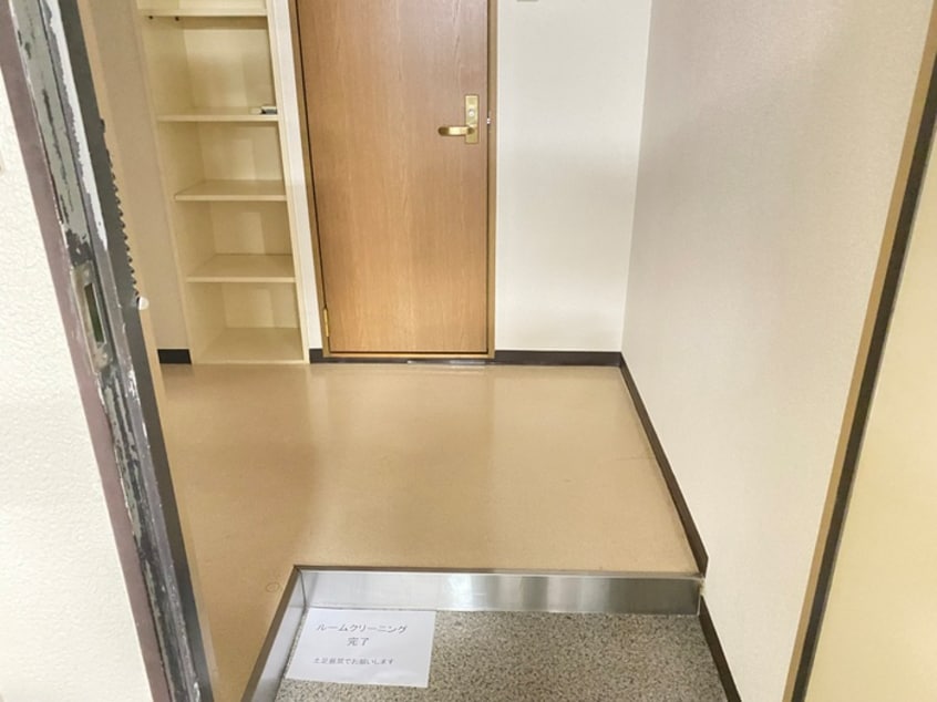 玄関 ＹＡＭＡＵＣＨＩ第弐ビル