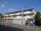 マンションユタカの外観
