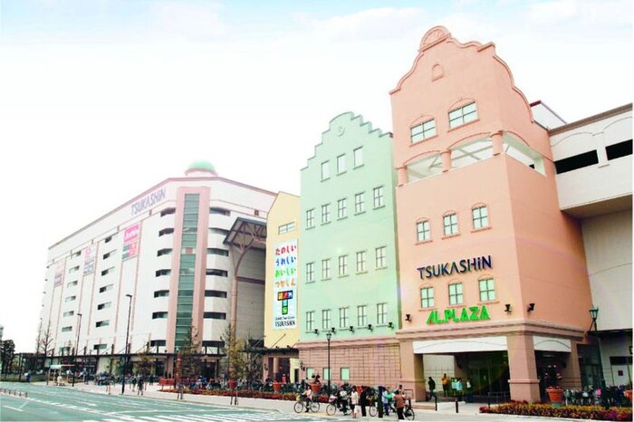 つかしん(デパート)まで70m 仮)La-Crea塚口本町