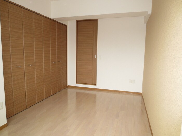 居室 サ－ジュ天王寺