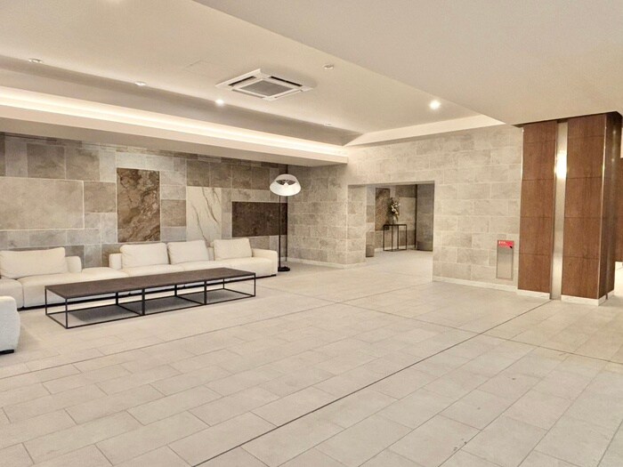 エントランス部分 スプランディッドⅦ