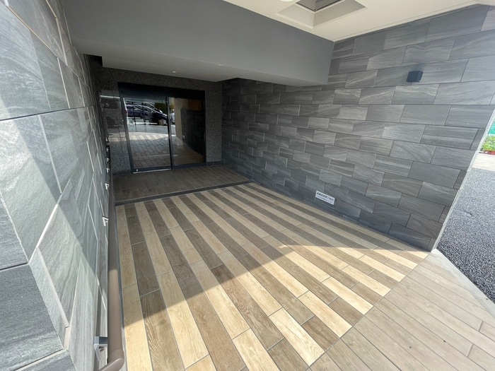 エントランス部分 ＶｉＶｉセムブラード