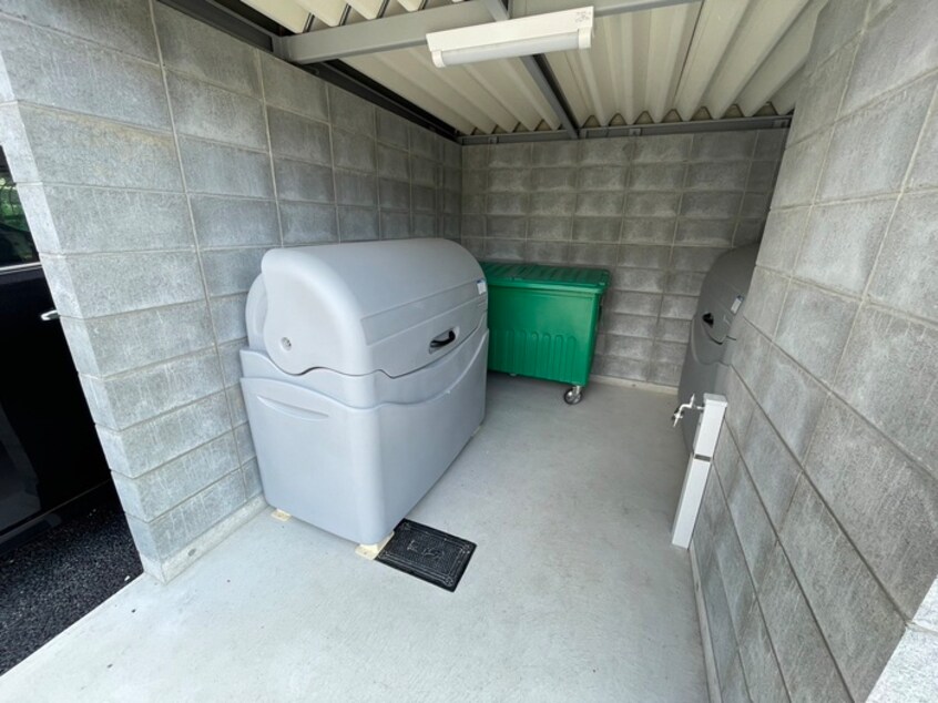 建物設備 ＶｉＶｉセムブラード