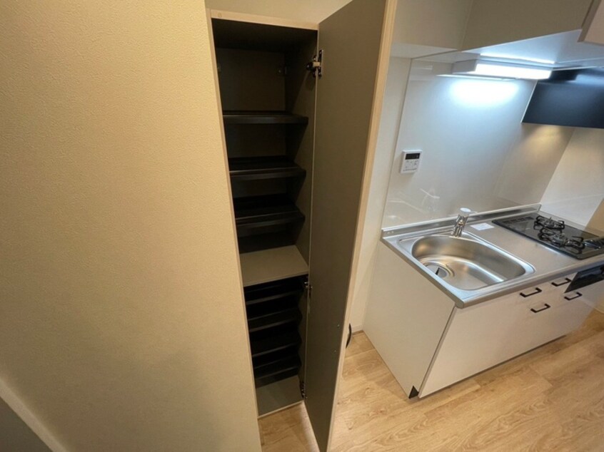 靴箱 ＶｉＶｉセムブラード