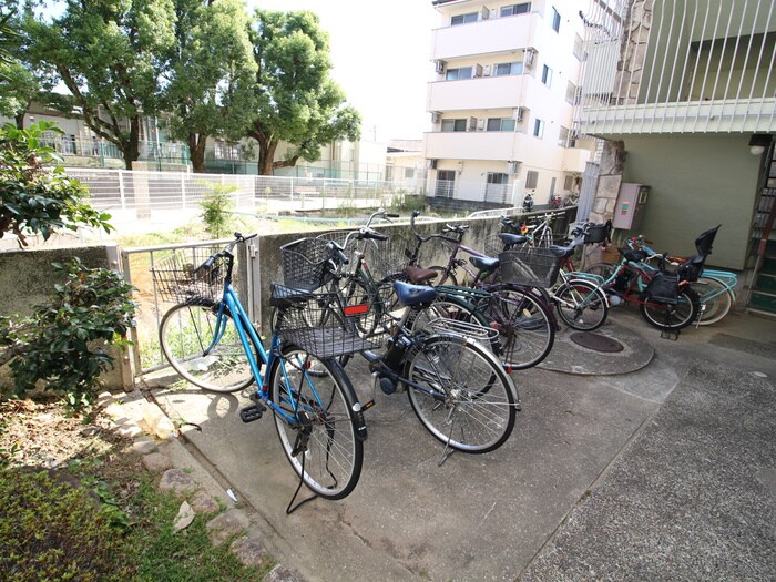 駐輪場 谷田稲野西マンション