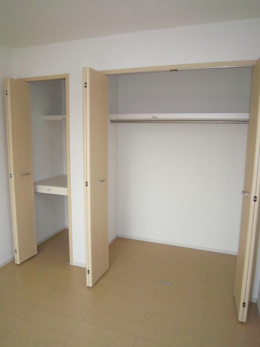 収納 ヴィラノール加島Ⅱ