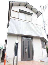 中石切町４丁目貸家