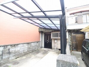 梅津北川町喜多村貸家