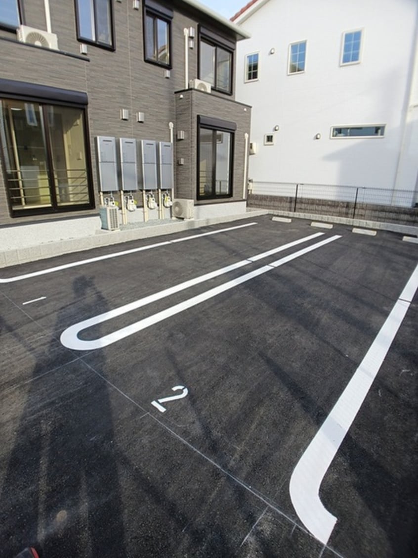 駐車場 プレシャスコートⅡ