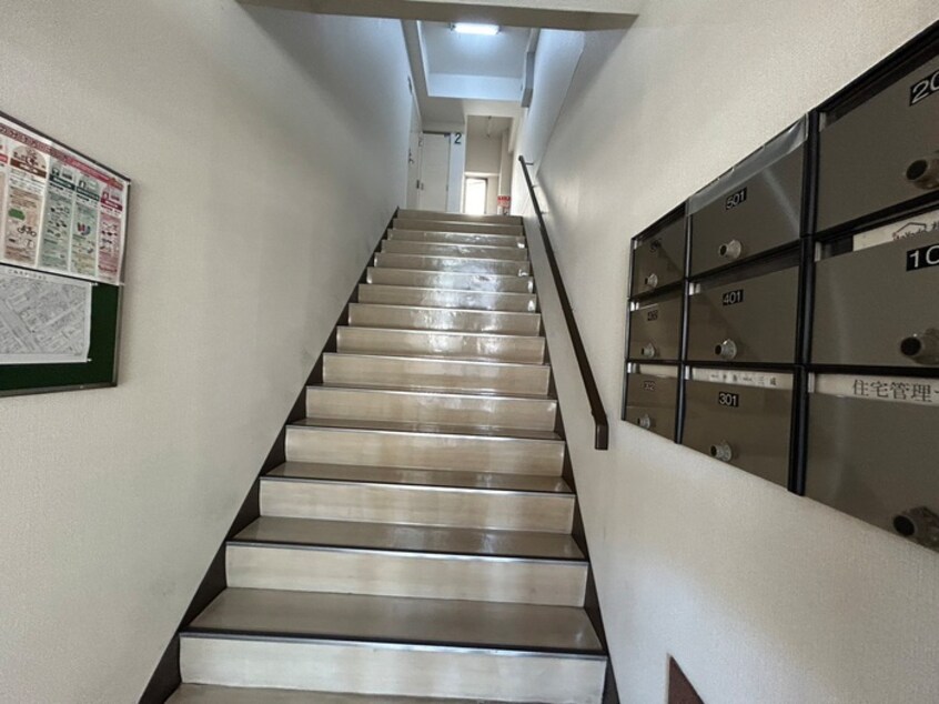 エントランス部分 板宿住宅ビル