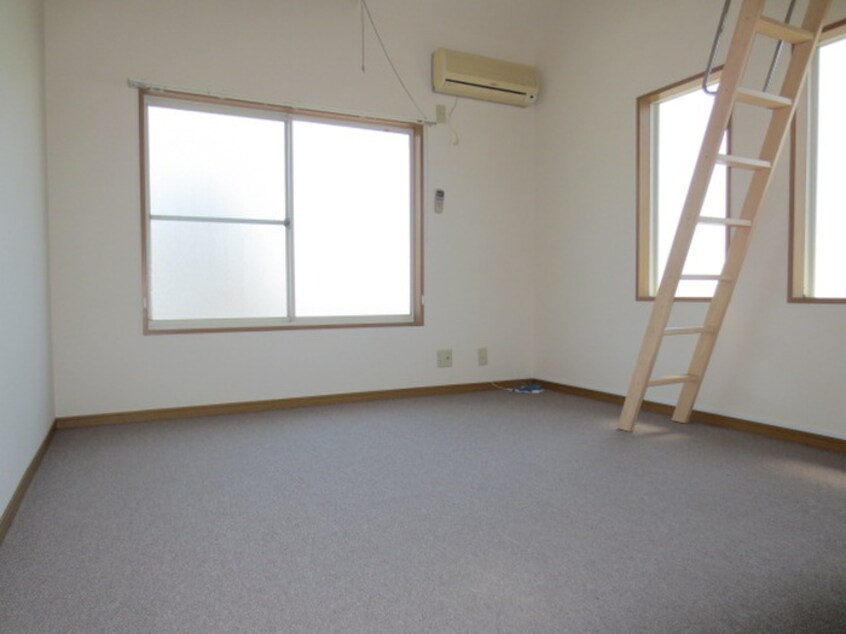 居室 マ－メイド