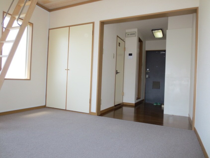 居室 マ－メイド