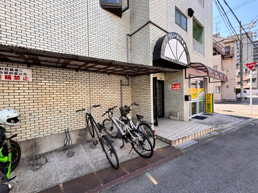 駐輪場 クレ－ルド長居