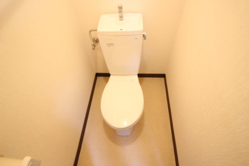 トイレ クレ－ルド長居