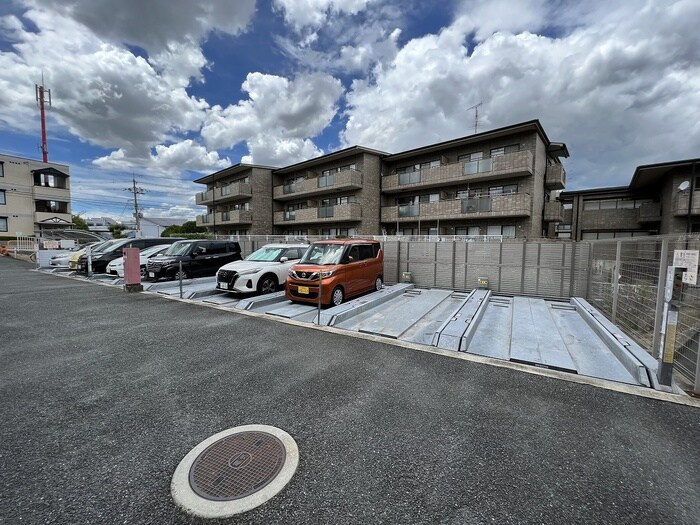 駐車場 Ｇｒｅｅｎ　Ｈｉｌｌｓ　和