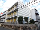 レオパレスカルチェの外観