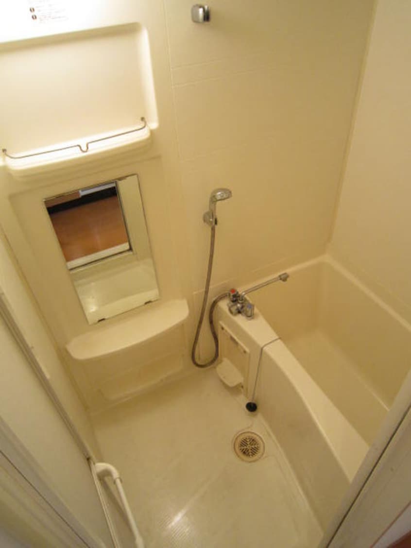 バス／シャワールーム等 ｴｽﾃﾑｺ-ﾄ新大阪Ⅴｿﾚｯｸｽ（５０２）