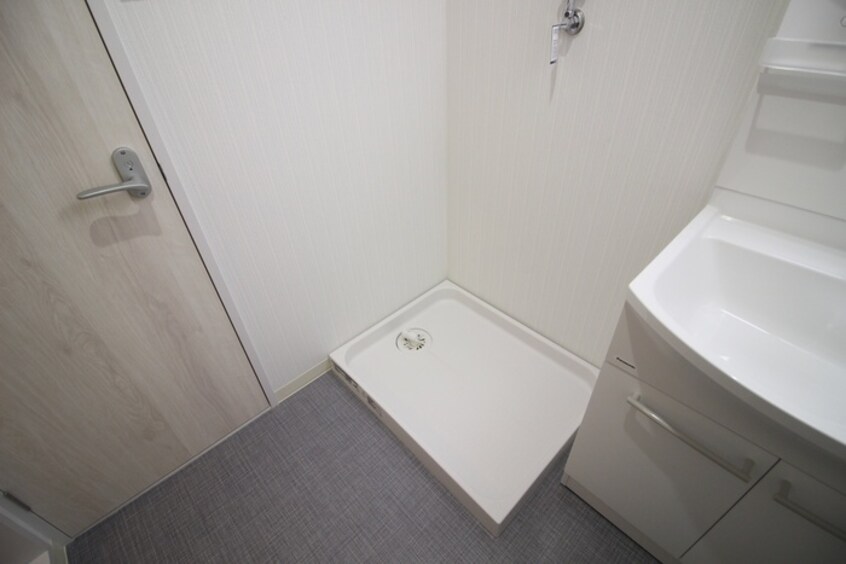 洗濯機置場 ルルーディ古川