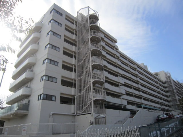 外観写真 阪急逆瀬台ｱｳﾞｪﾙﾃﾞ１番館（308）