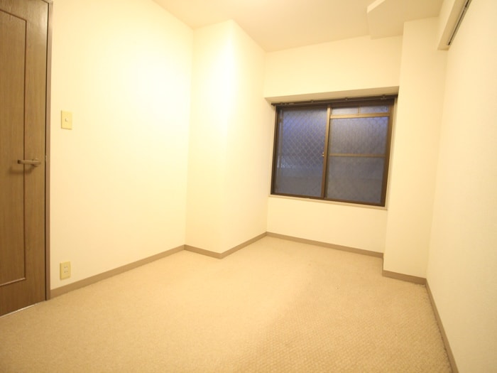 居室 阪急逆瀬台ｱｳﾞｪﾙﾃﾞ１番館（308）