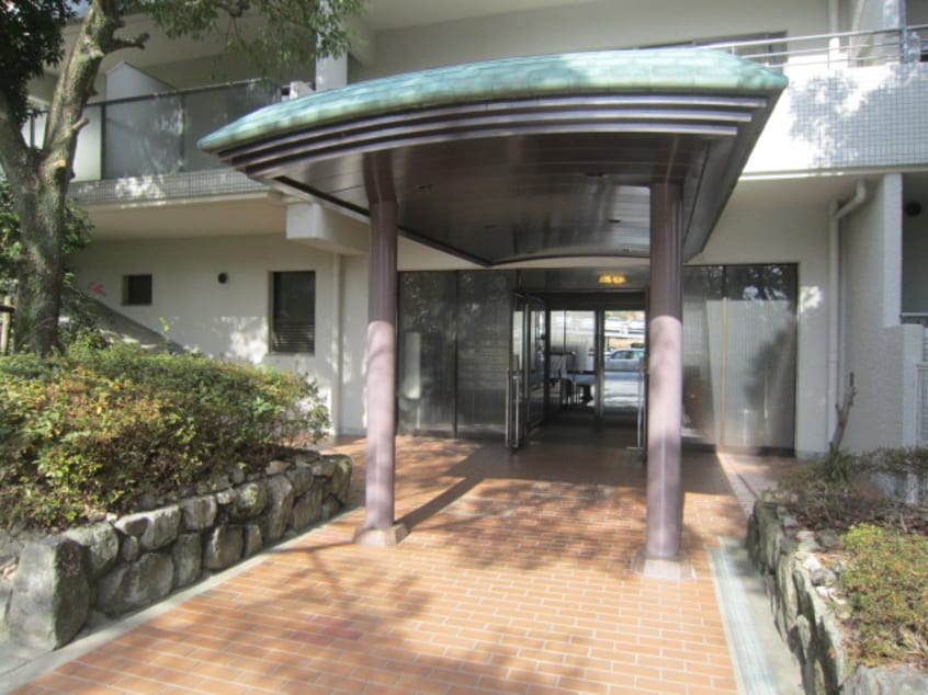 エントランス部分 阪急逆瀬台ｱｳﾞｪﾙﾃﾞ１番館（308）