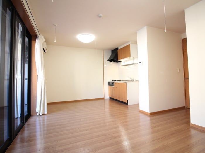 居室 フォンテ－ヌ美原