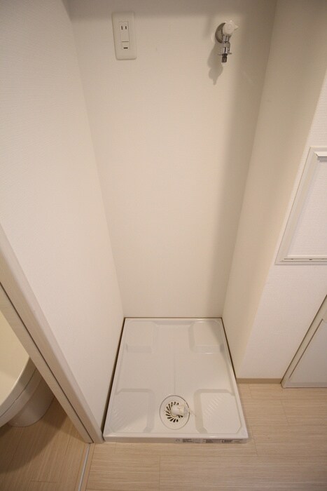 洗濯機置場 クローバーメゾン江坂公園