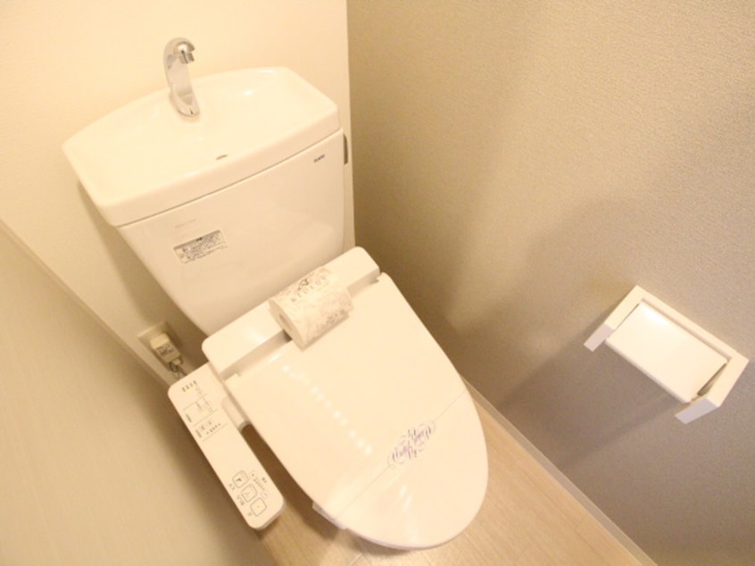 トイレ クローバーメゾン江坂公園