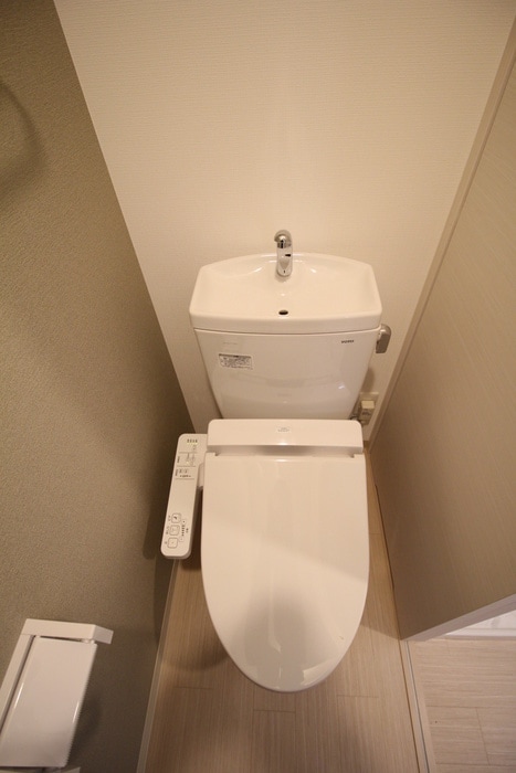 トイレ クローバーメゾン江坂公園