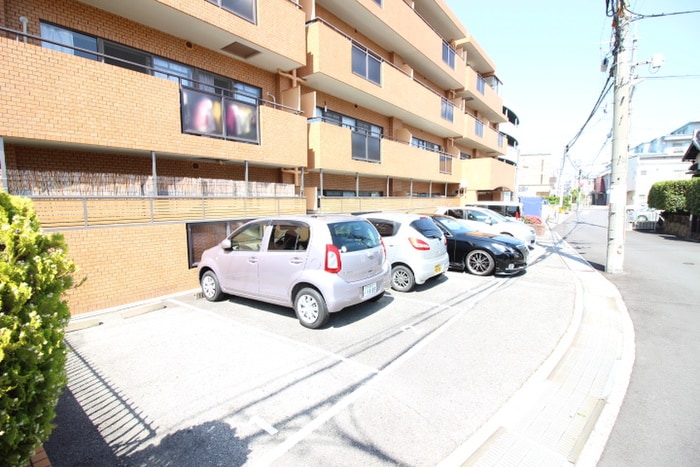 駐車場 メゾンシャトル