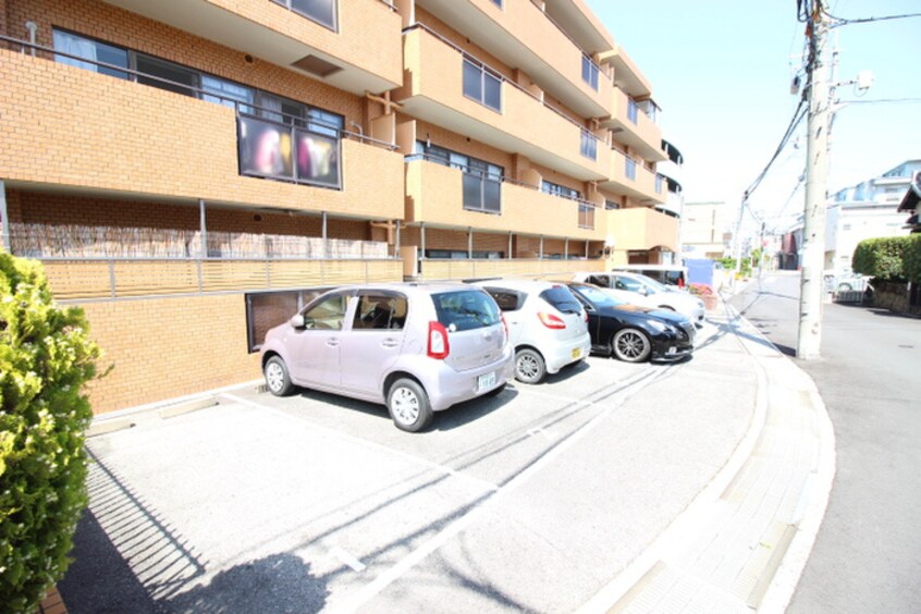 駐車場 メゾンシャトル